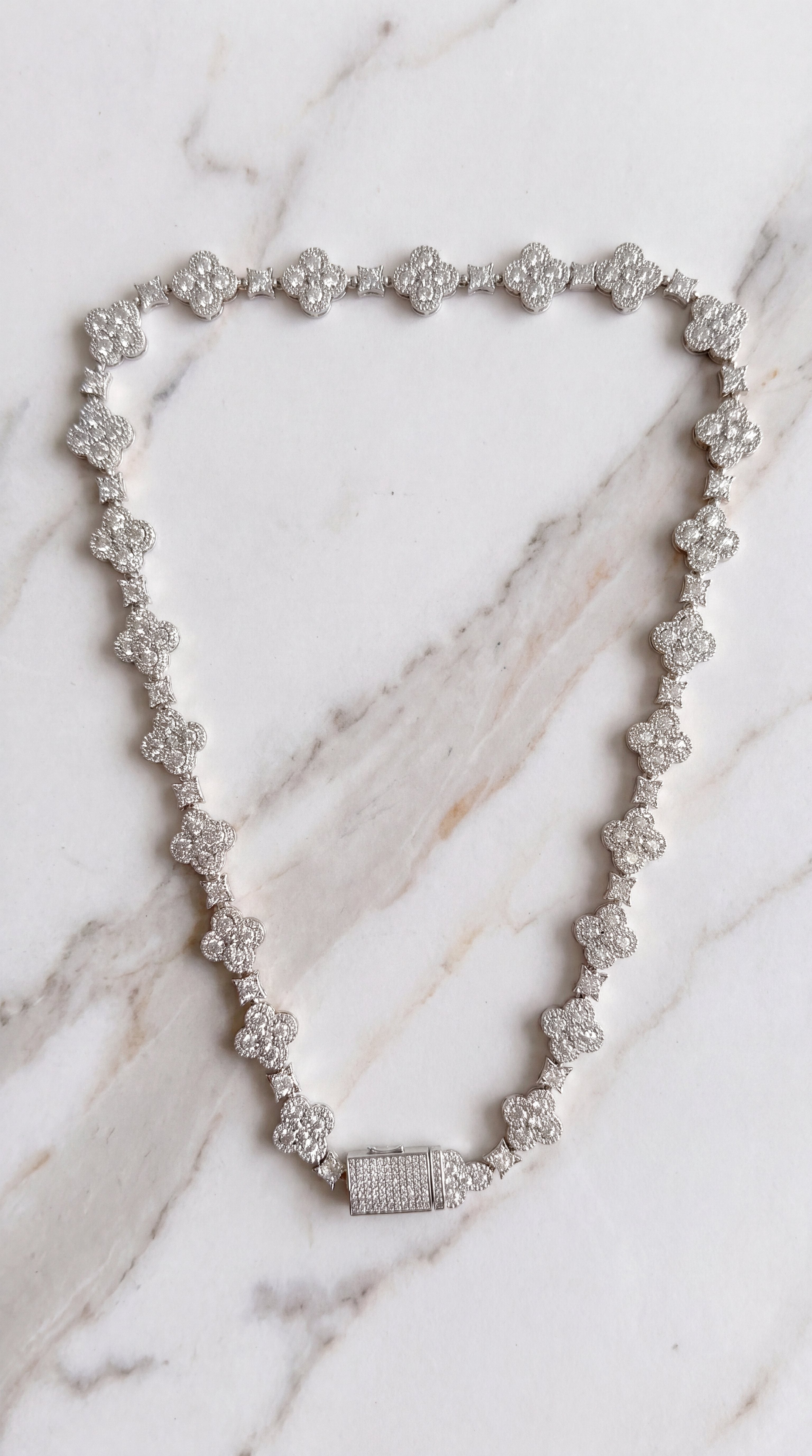 Iced Clover Chain