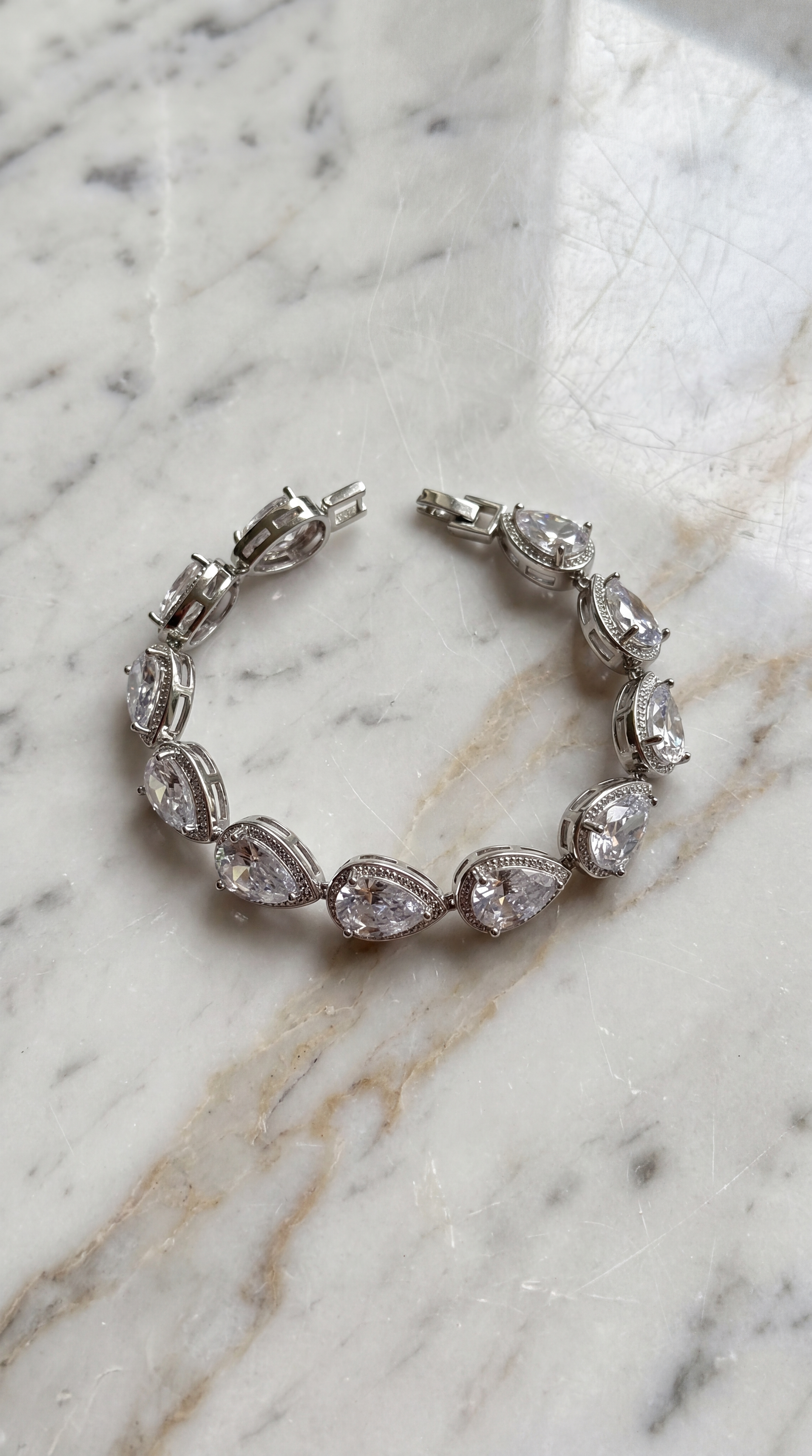 Dewdrop Bracelet
